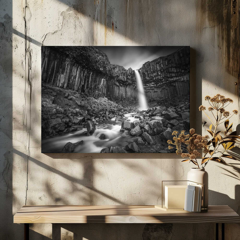 The great Svartifoss