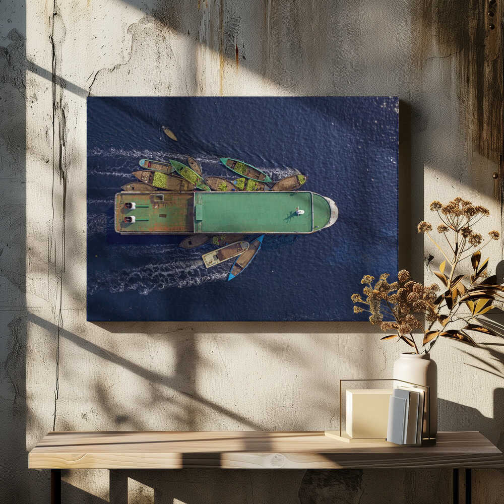 Unload watermelons from the big boat