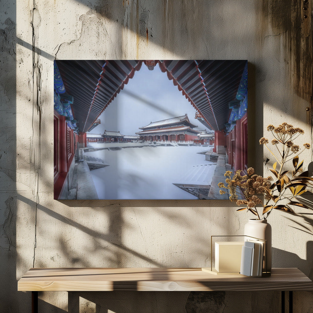 Cining palace in the frame