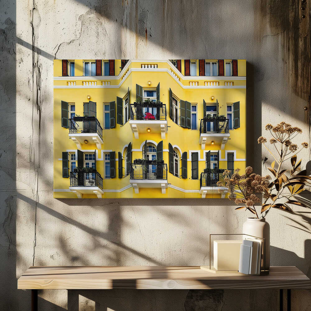 Facade - Tel Aviv’s White city 1