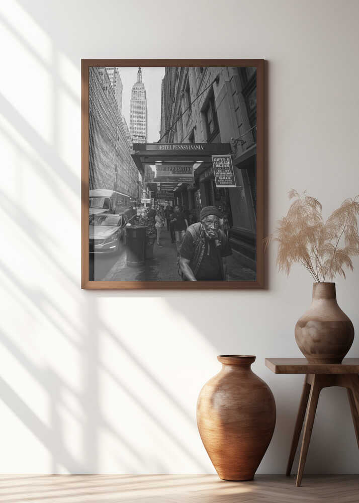 New York, a city of contrasts.