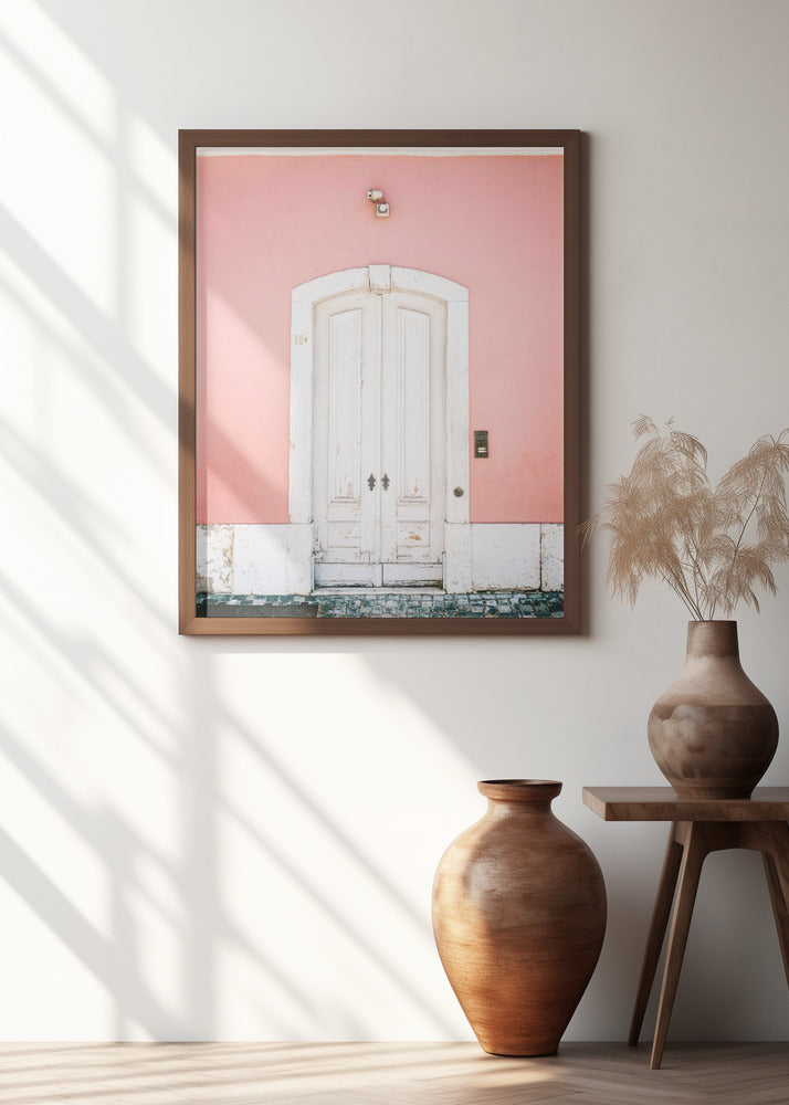 The white door Lisbon