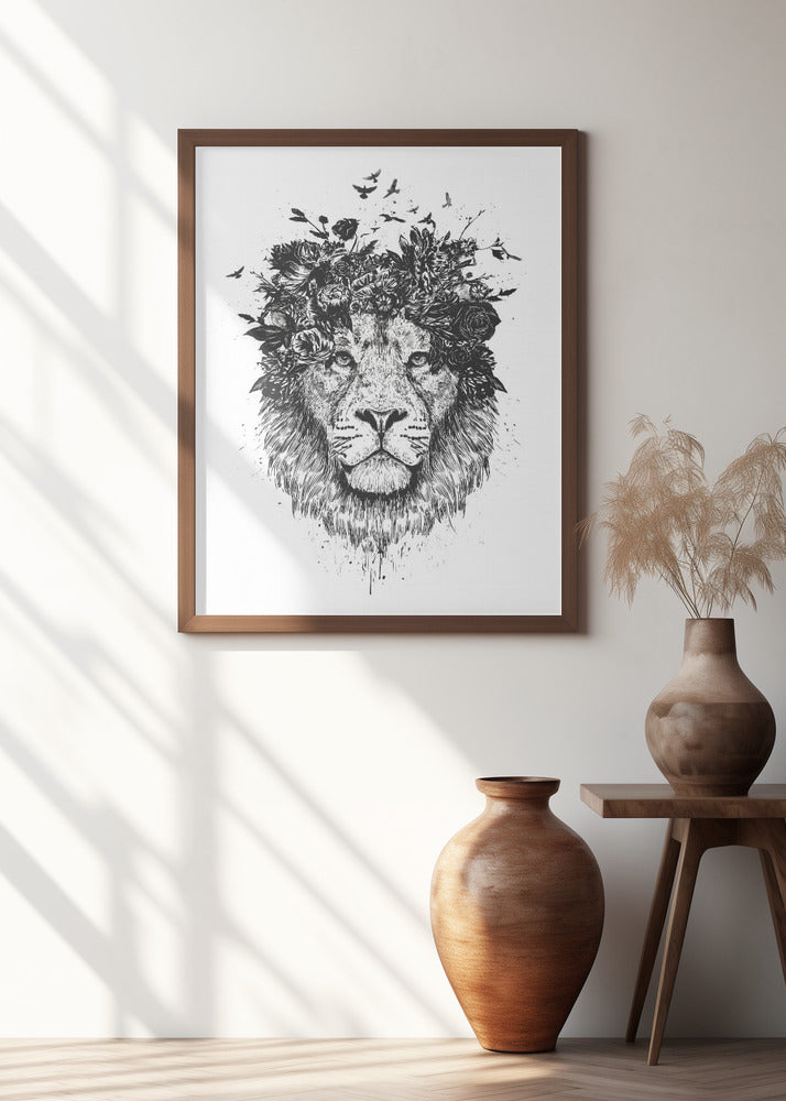 Floral lion (bw)