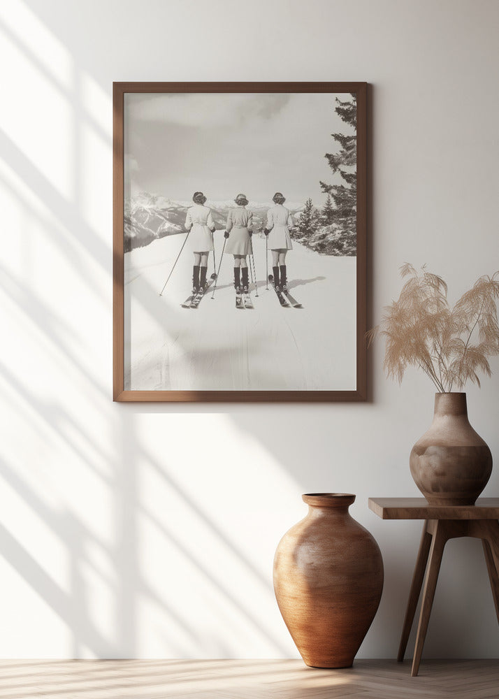 Vintage Glamour Skiers