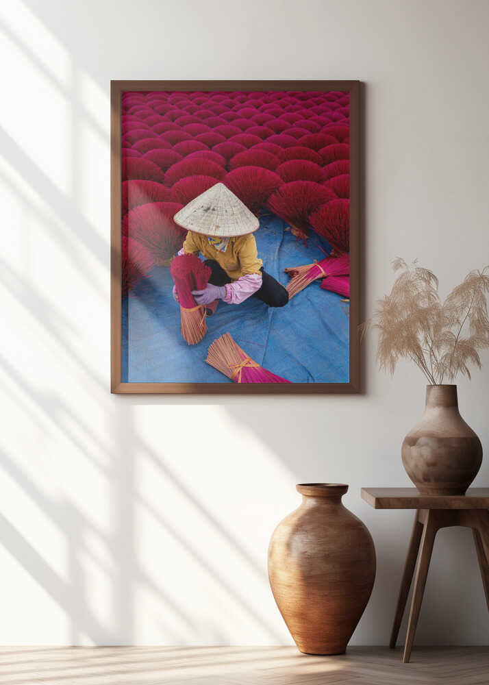 Preparing incense sticks