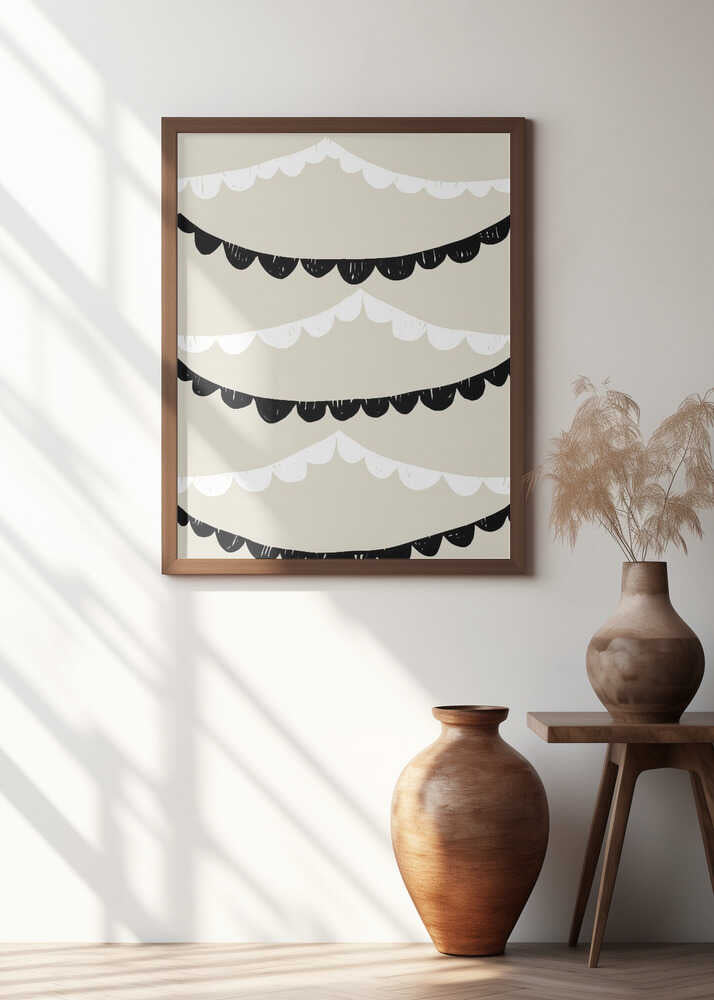Scalloped Pattern With Black And White