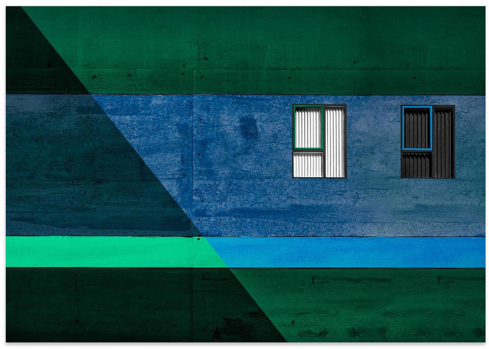 Blinds in black & white.