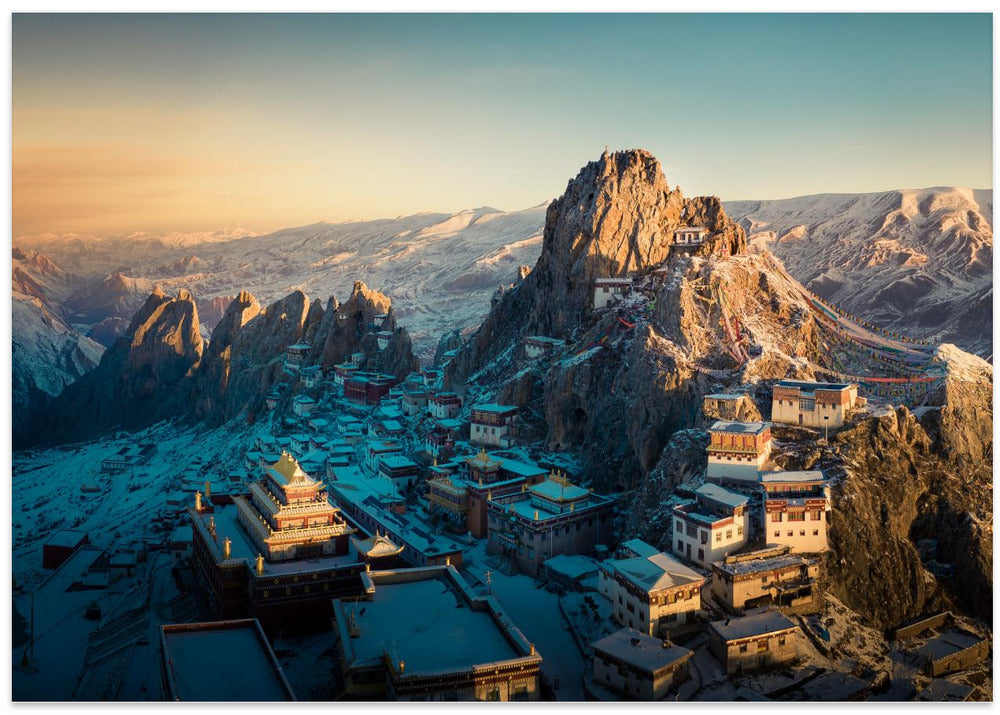 Tibetan temple 《崷崒孜珠》