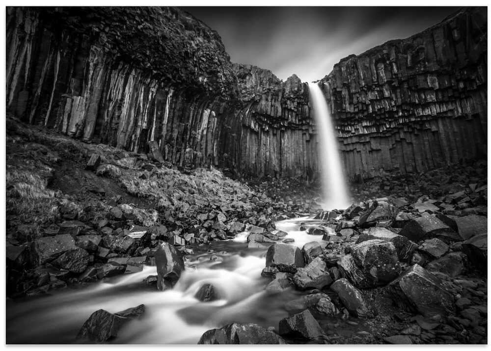 The great Svartifoss
