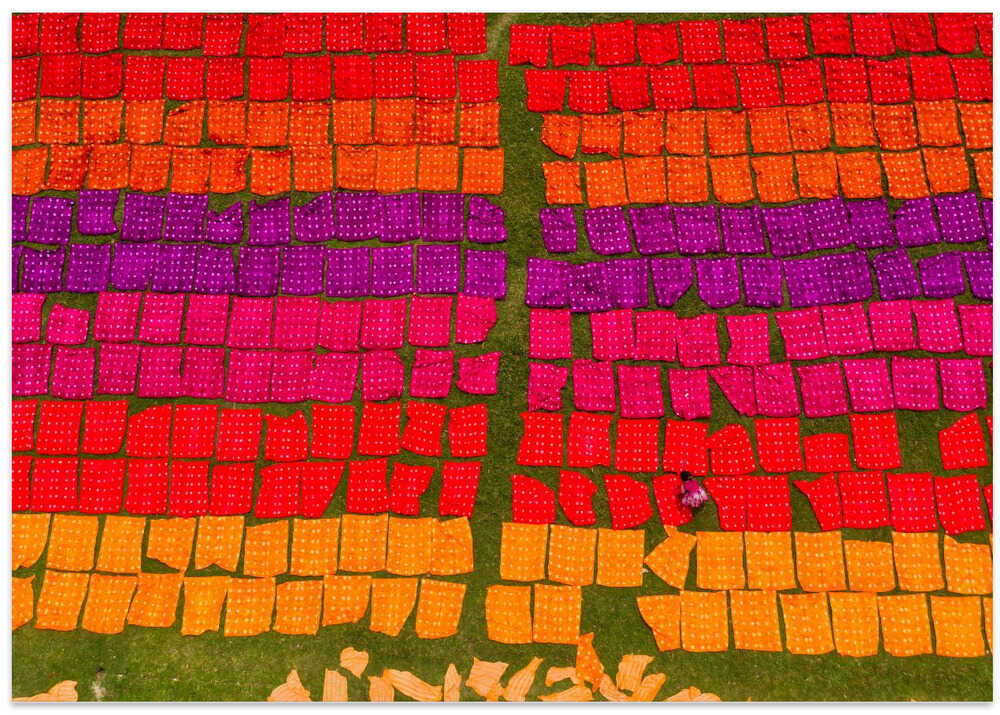 Drying cloth under sunlight