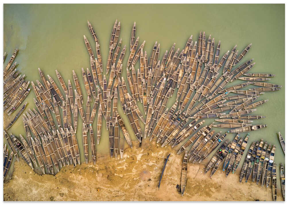Patterns of wooden boats