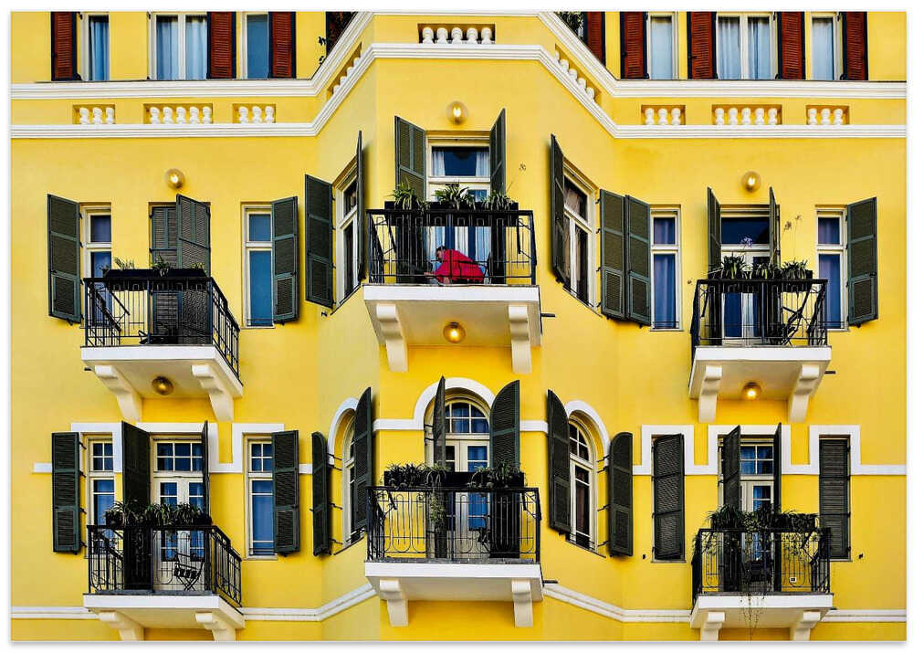 Facade - Tel Aviv’s White city 1