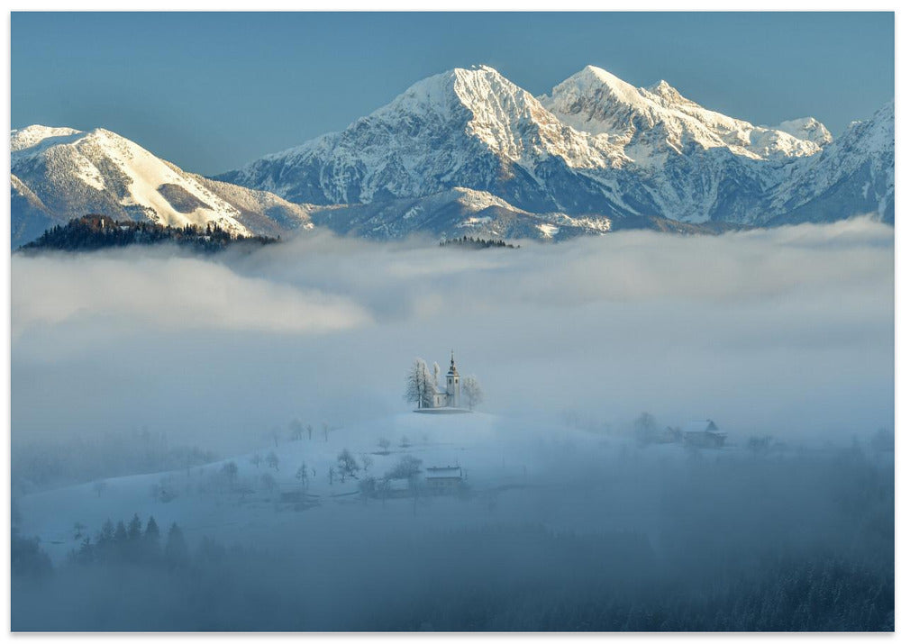 In the embrace of the mists