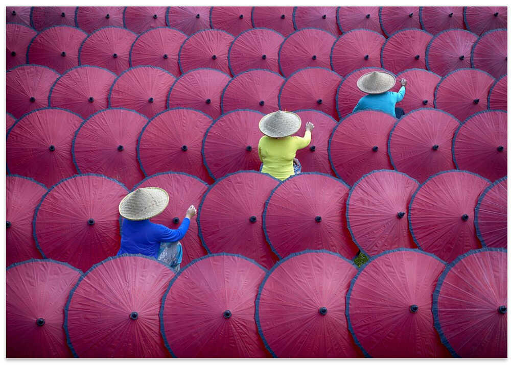 Paint Umbrellas Together