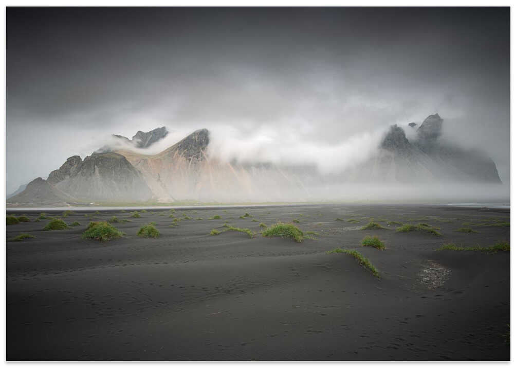 Misty morning at Vestahorn