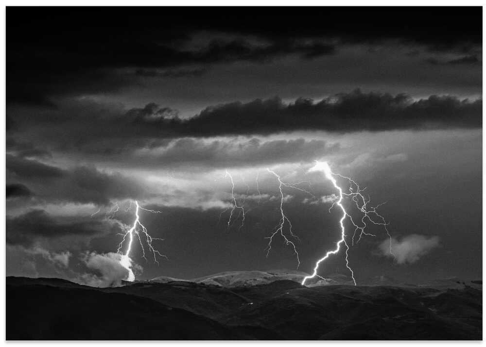 Thunderbolt on the mountain