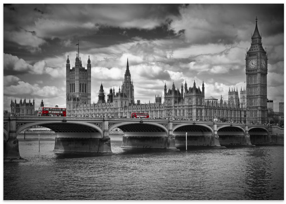 LONDON Houses of Parliament & Red Buses