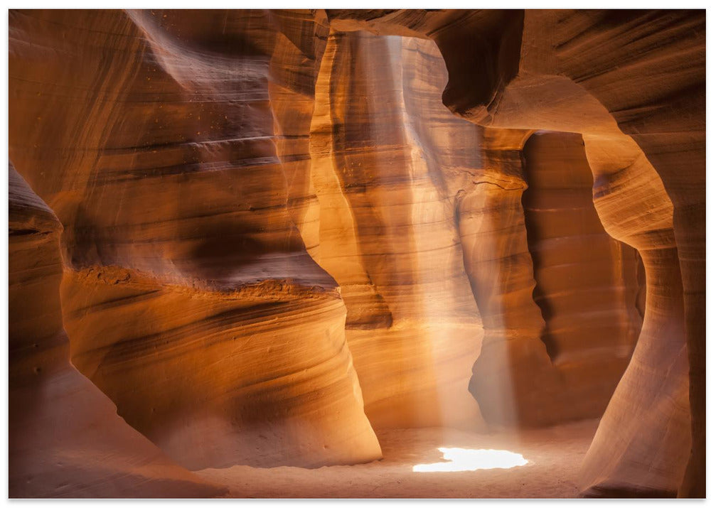ANTELOPE CANYON Gorgeous Lightbeam