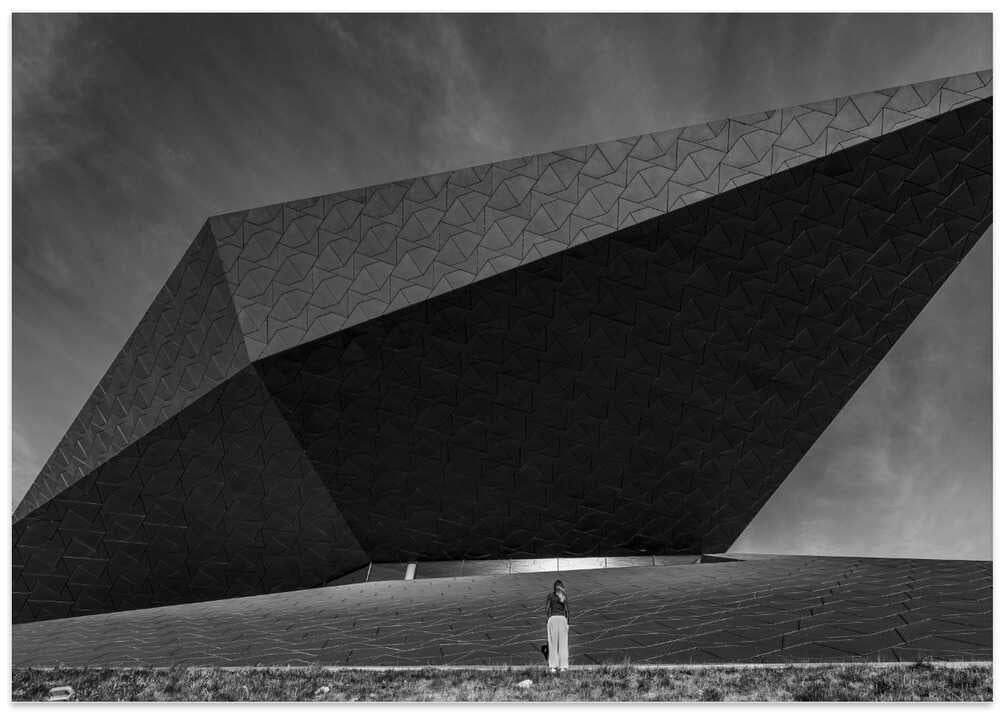 a short story about girl in grey