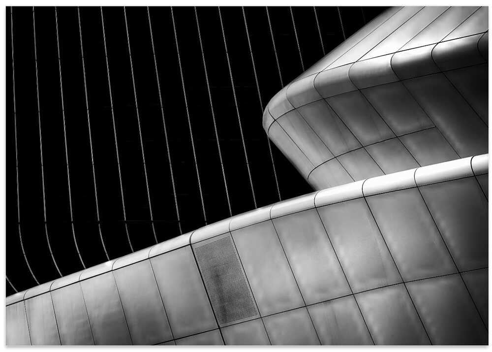 Spaceship b&w version
