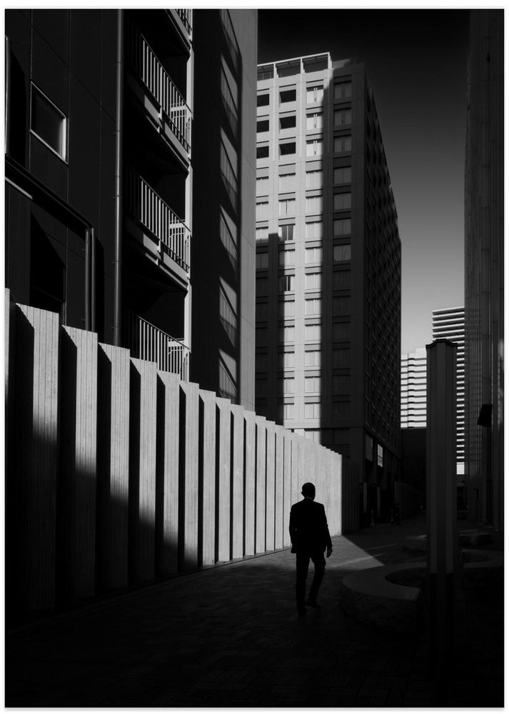 The city dominated by shadows