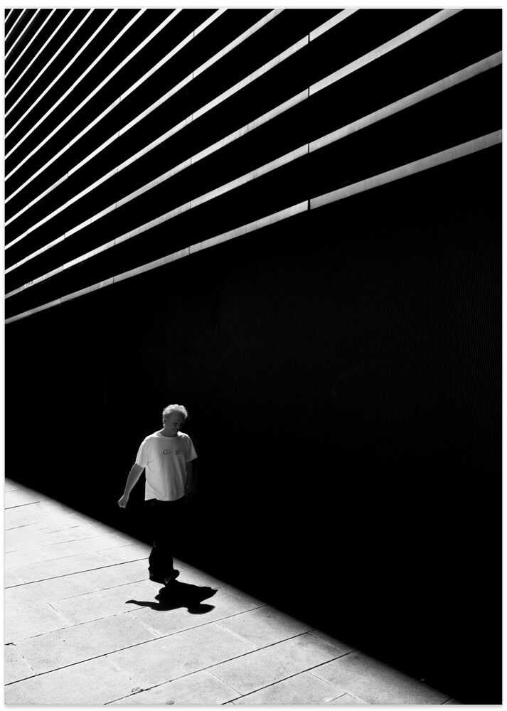 Between shadow and light