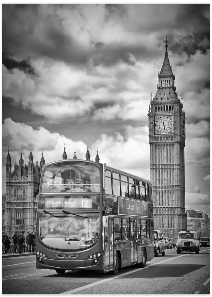 LONDON Houses of Parliament and traffic