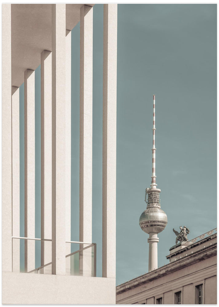 BERLIN Television Tower & Museum Island | urban vintage style