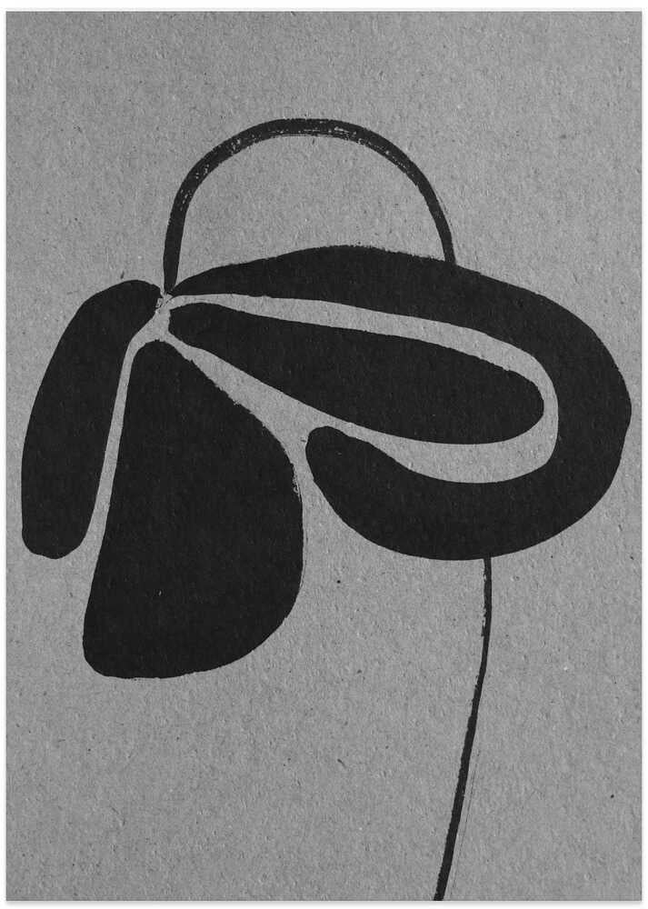 Petal Outline Elegance