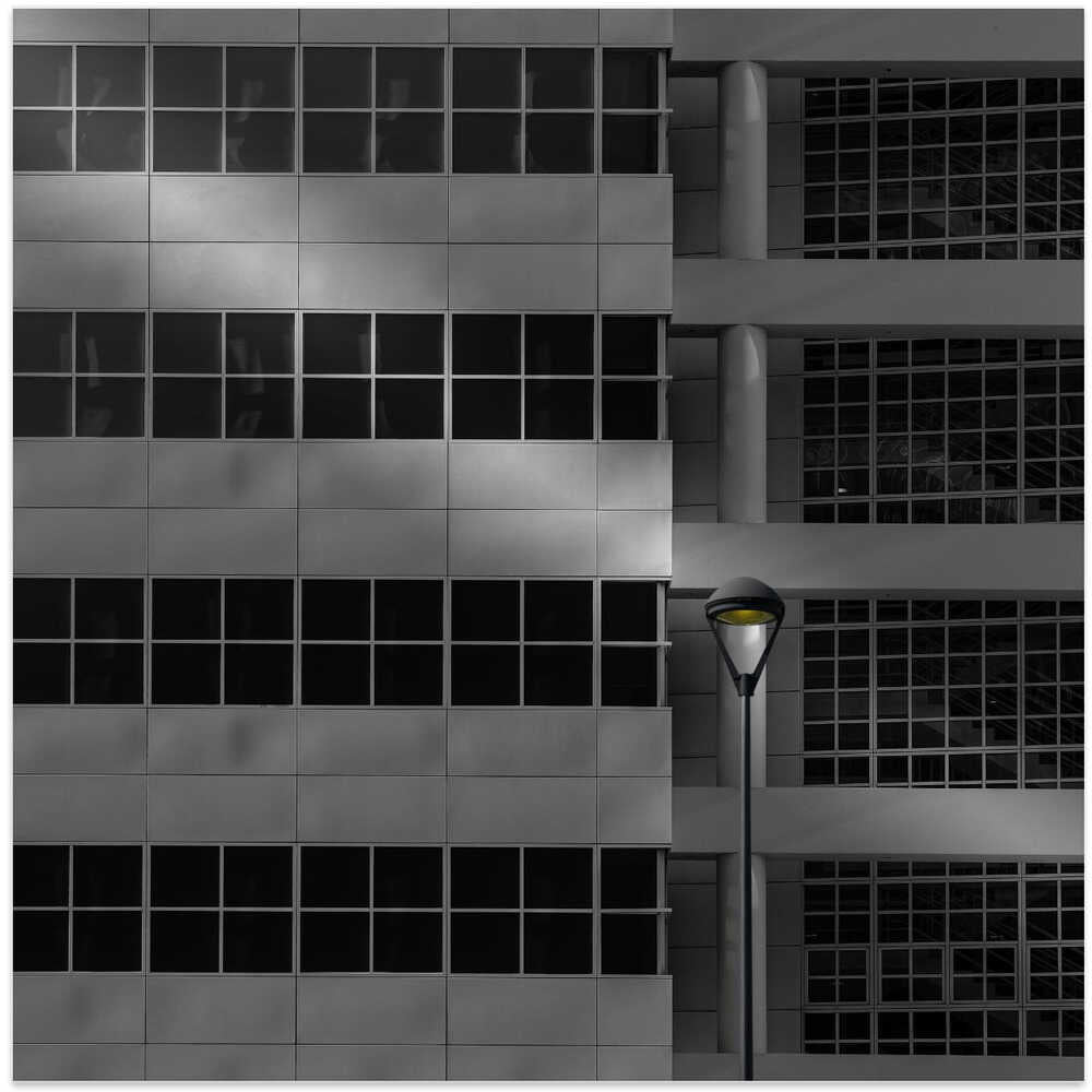 '- Modern Streetlight XIII -