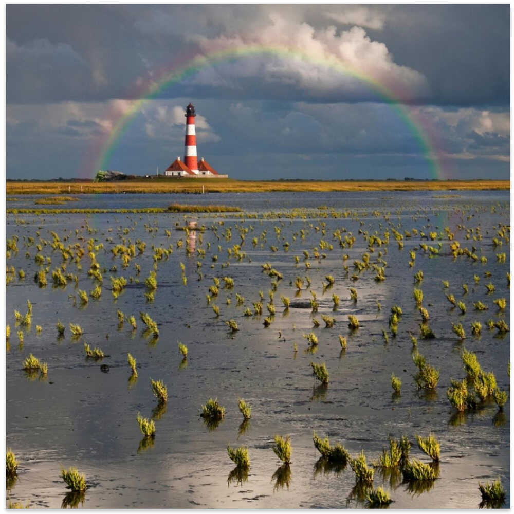 Lighthouse meets Rainbow