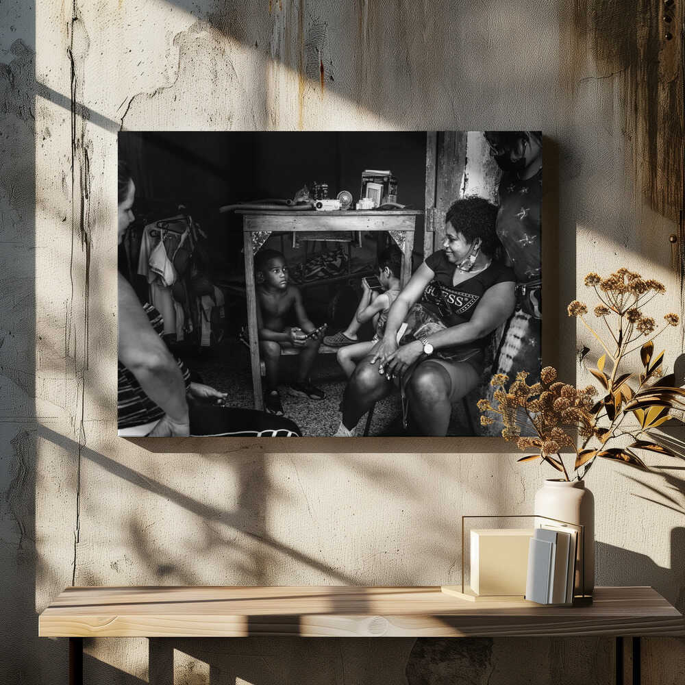 Clothes Sales with Family Chat!