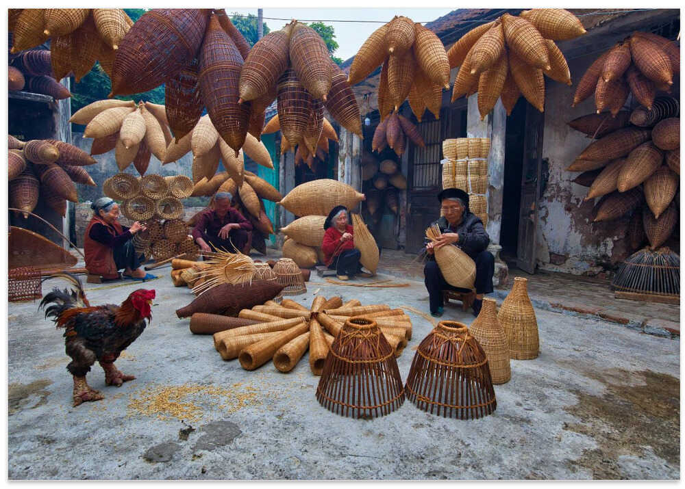 Family of fishing tools makers