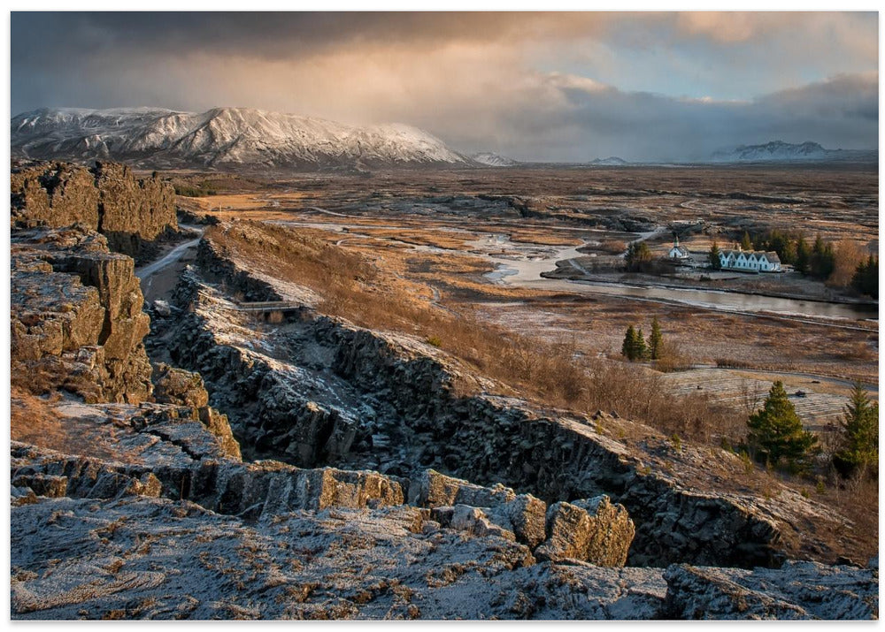 Almannagjá separate Europe and America