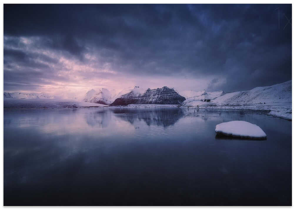 Quiet frost light II