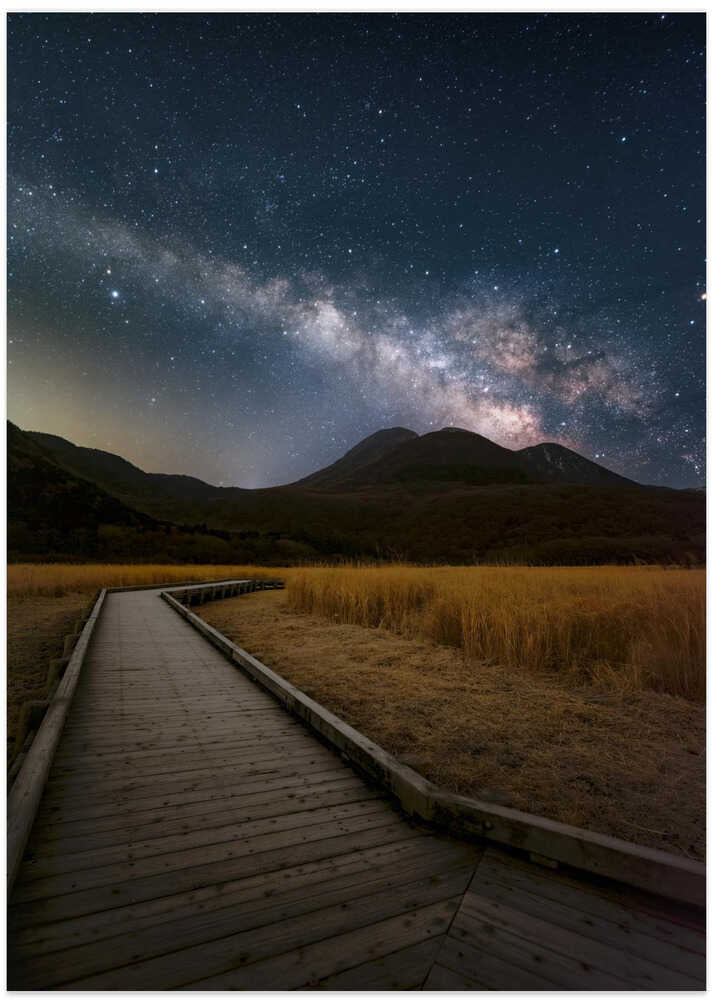 Milky Way shining in the sky of Kuju Mountain Range
