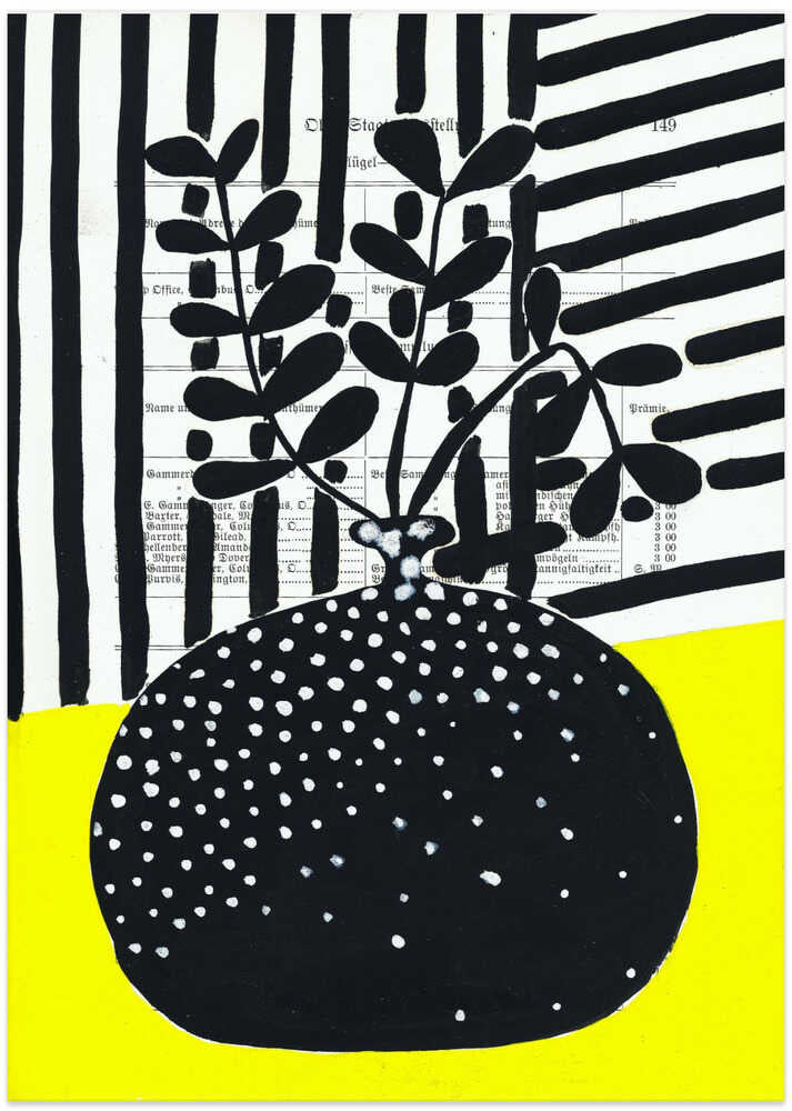 Minimalist leaves in a ball vase